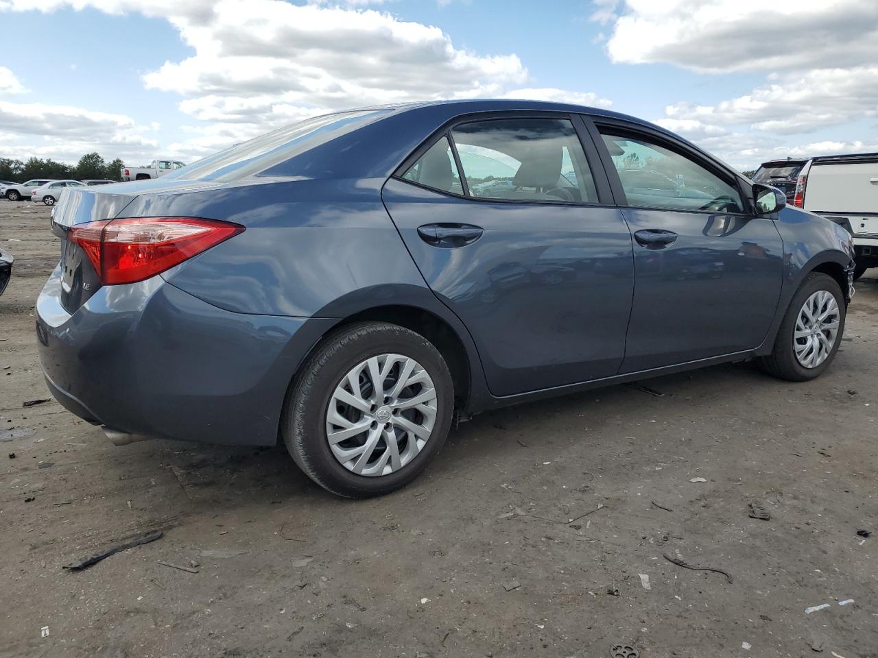 2T1BURHE5JC028675 TOYOTA COROLLA 2018