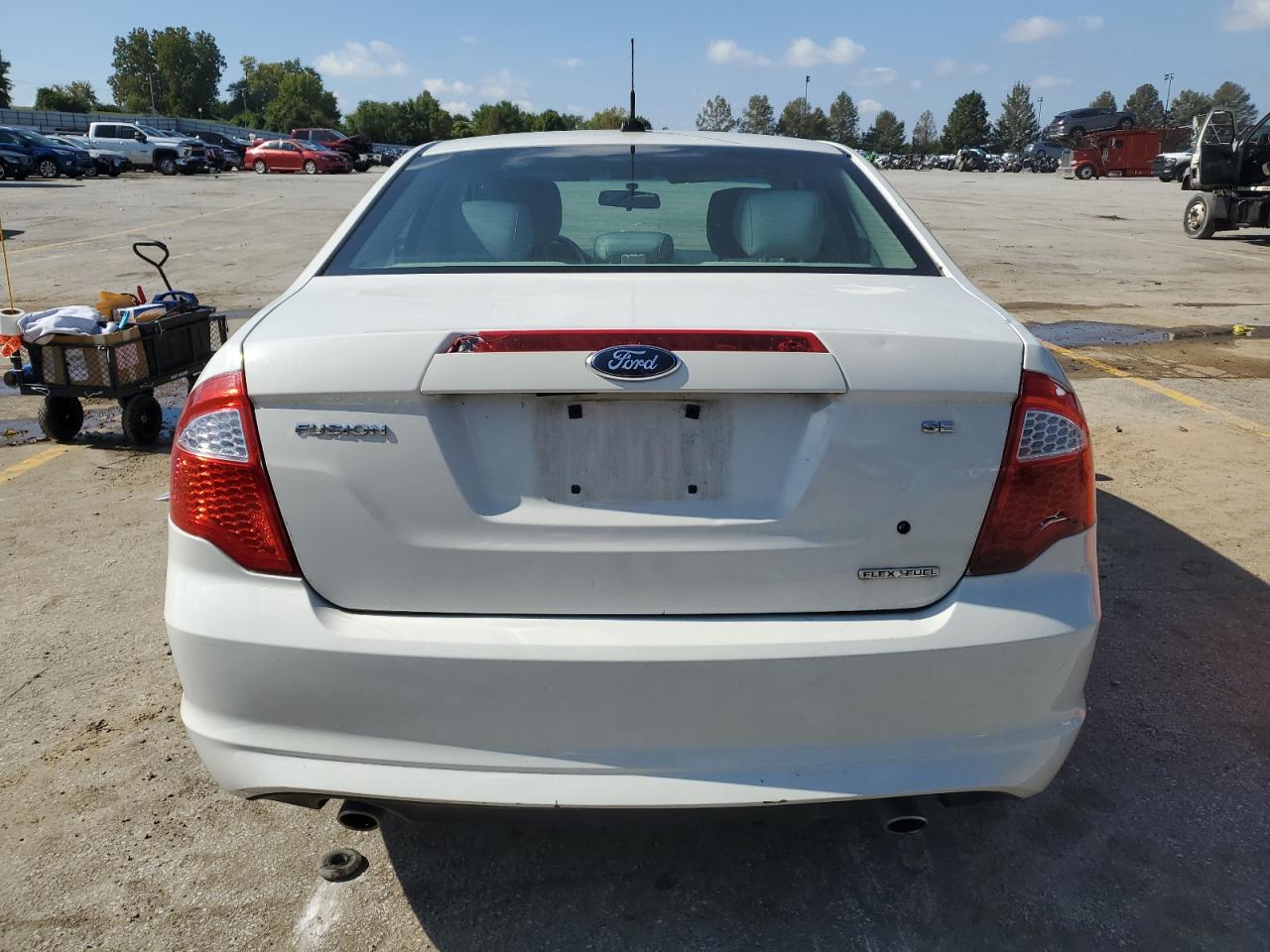 3FAHP0HG0BR288286 2011 Ford Fusion Se