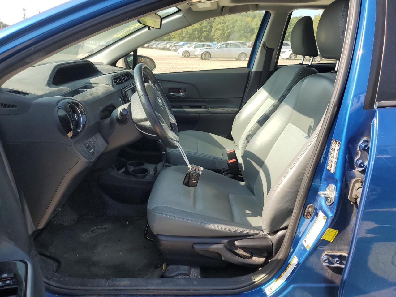 JTDKDTB33F1108086 2015 Toyota Prius C