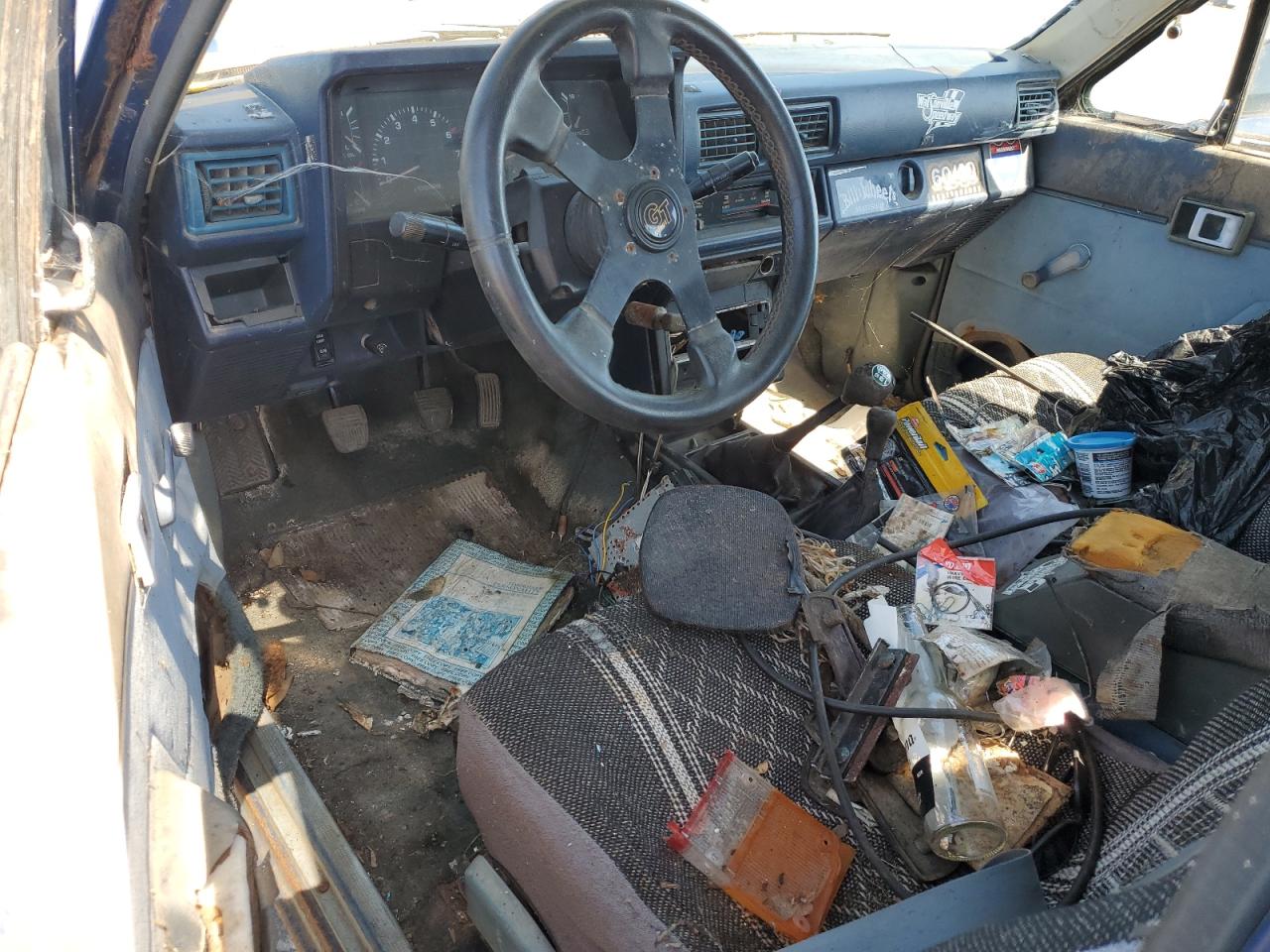 JT4RN66S4F5070021 1985 Toyota Pickup Xtracab Rn66 Sr5