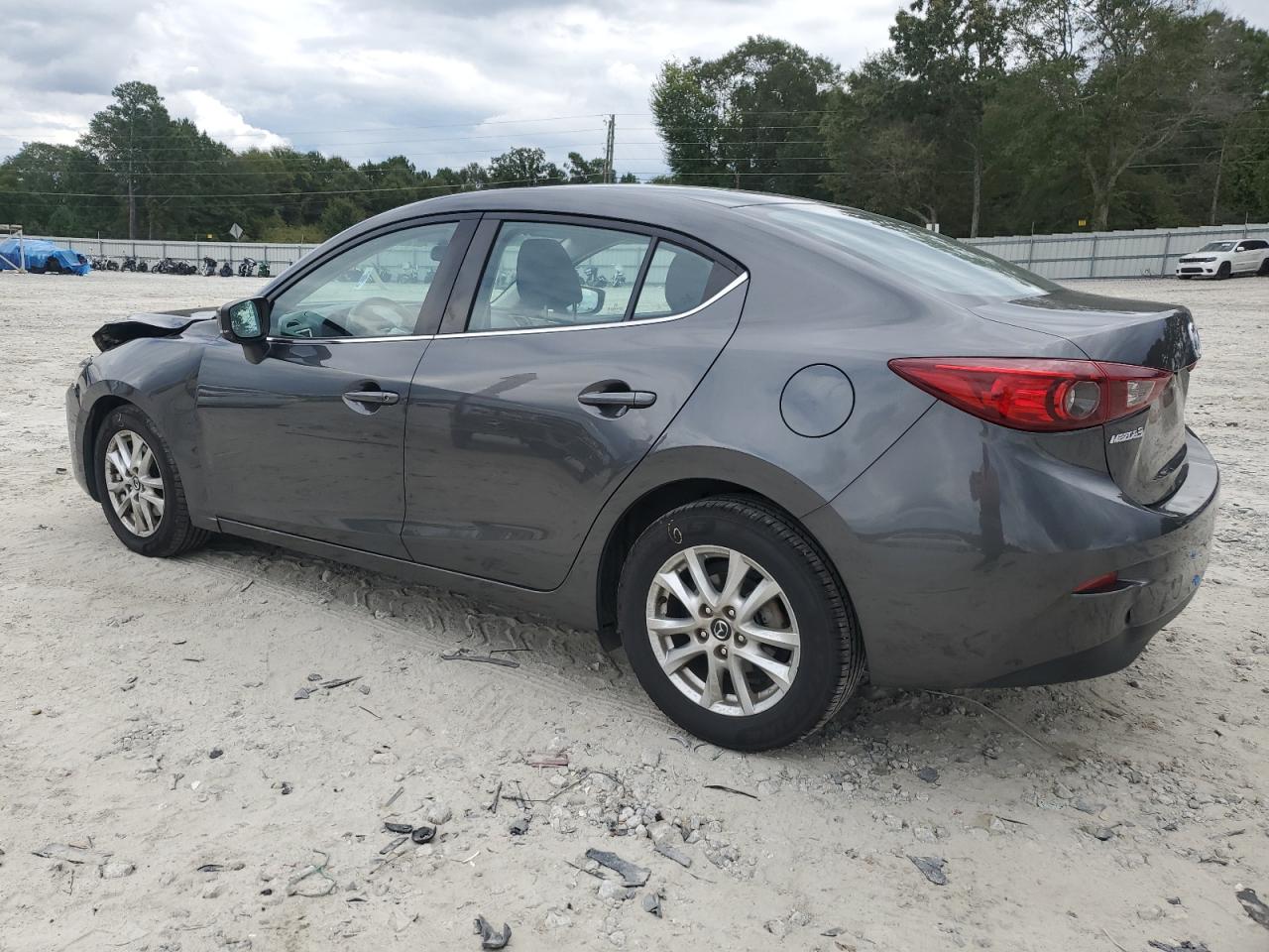 JM1BN1U76H1112217 2017 MAZDA 3 - Image 2