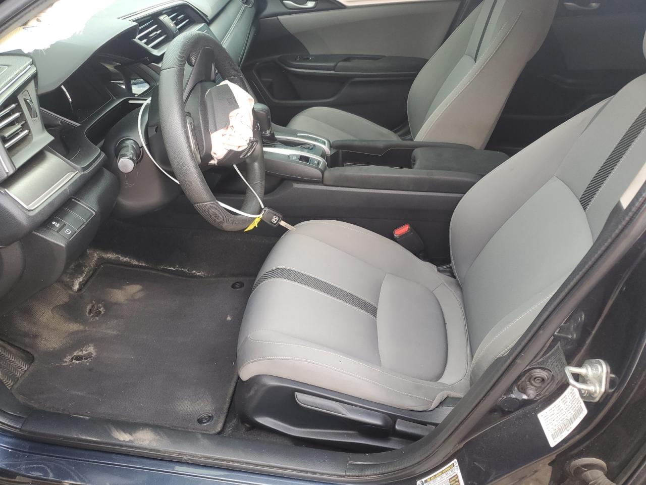 19XFC2F57GE015421 2016 Honda Civic Lx