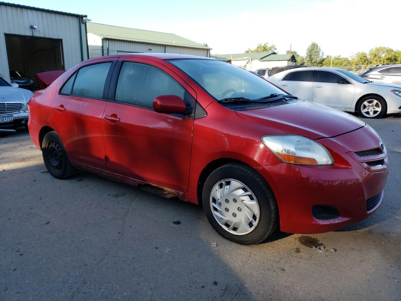 JTDBT923884025924 2008 Toyota Yaris