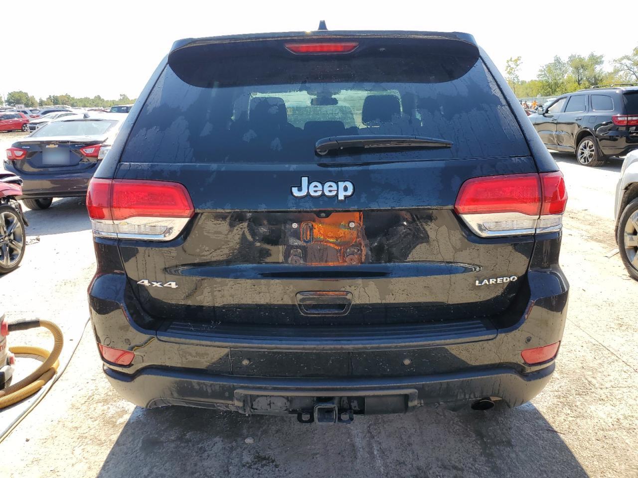 1C4RJFAG0KC679059 2019 Jeep Grand Cherokee Laredo