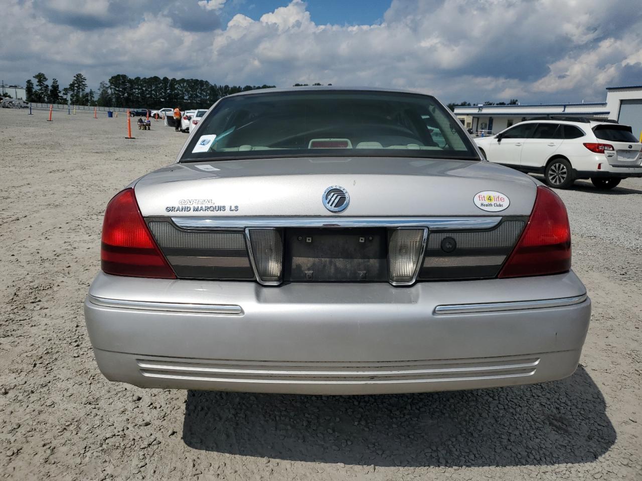 2009 Mercury Grand Marquis Ls VIN: 2MEHM75V89X625182 Lot: 71169284