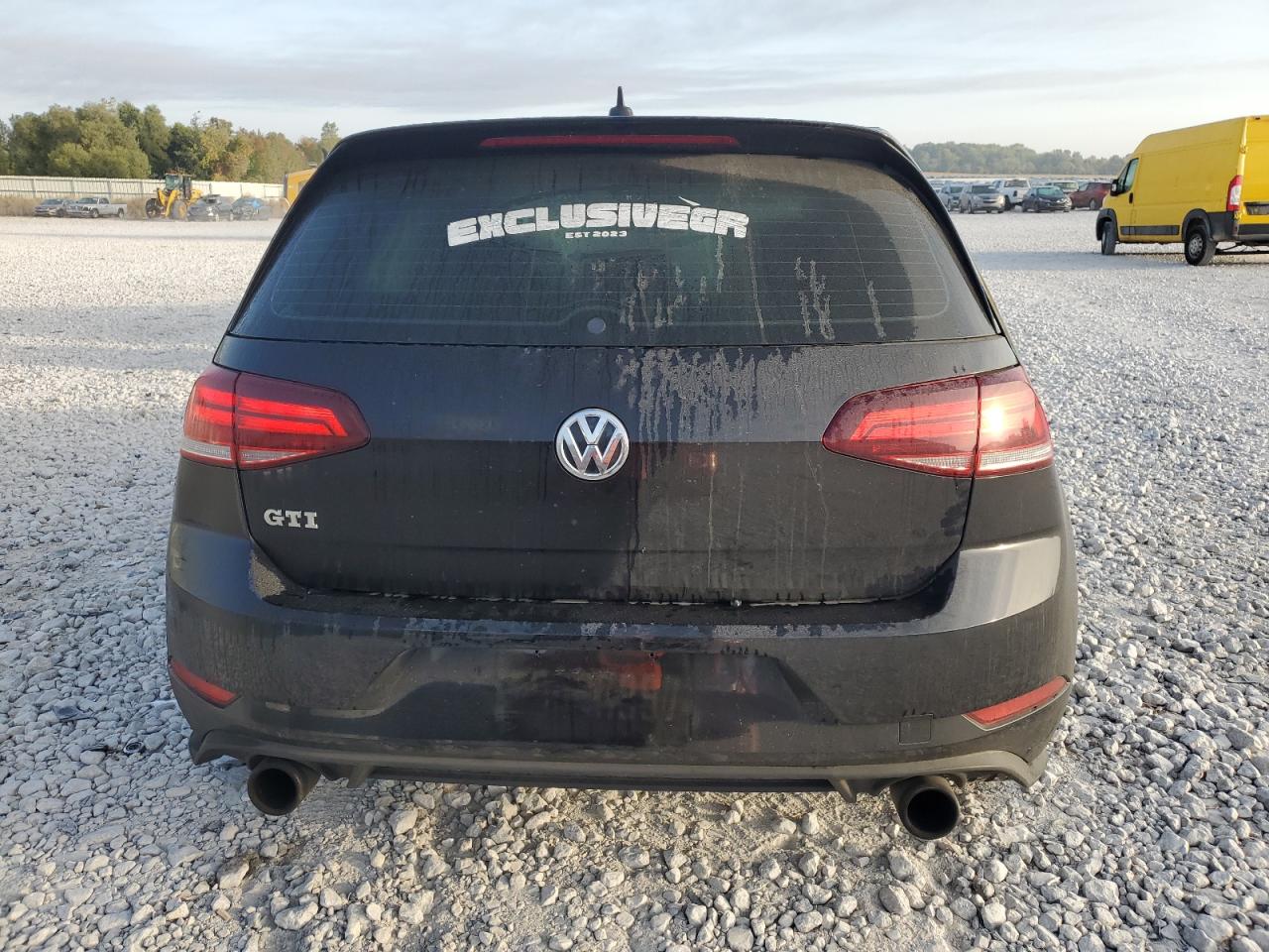 3VW447AU3JM275003 2018 Volkswagen Gti S/Se