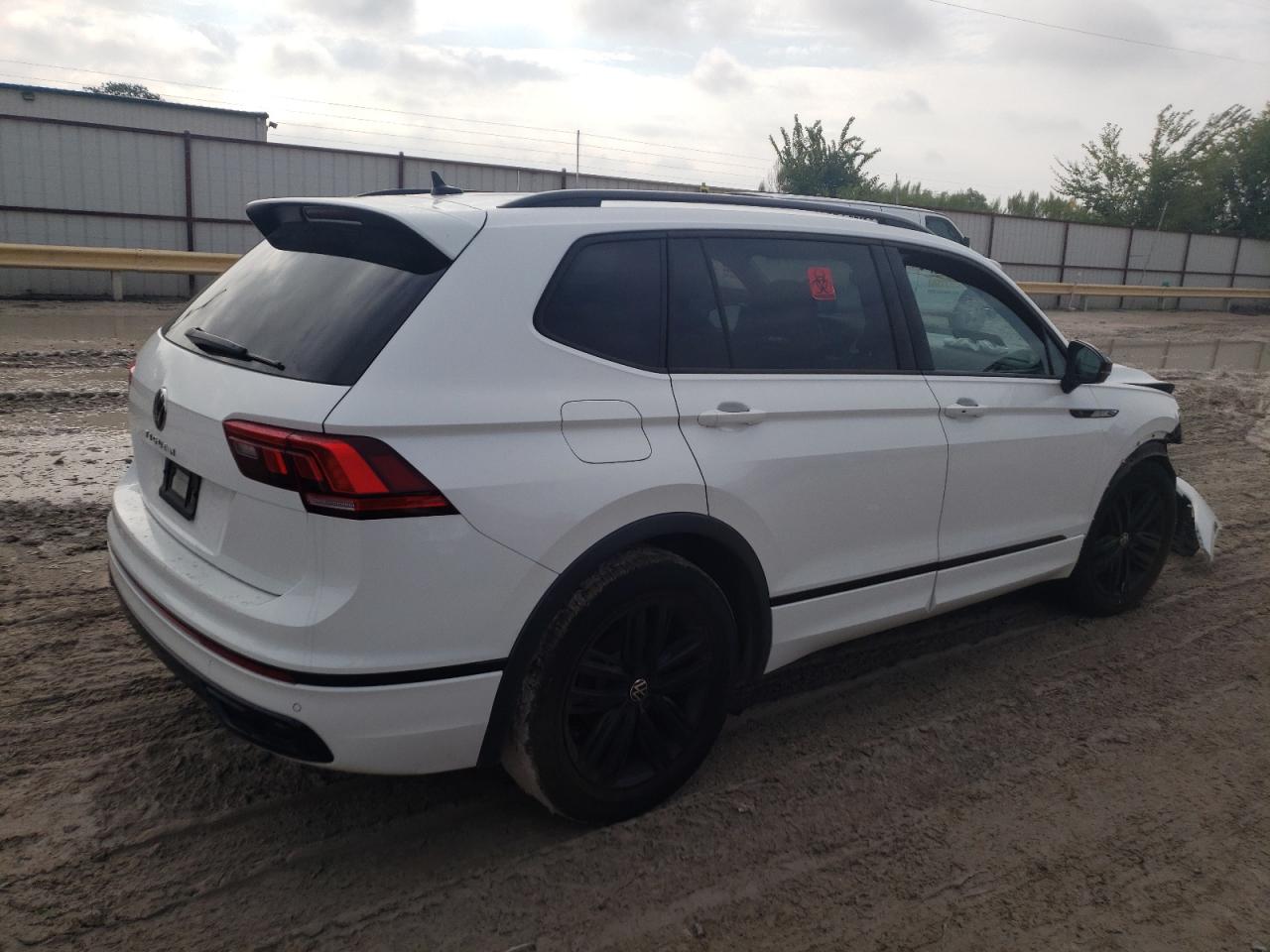 Фото: 3VVCB7AX2NM026276 - 3