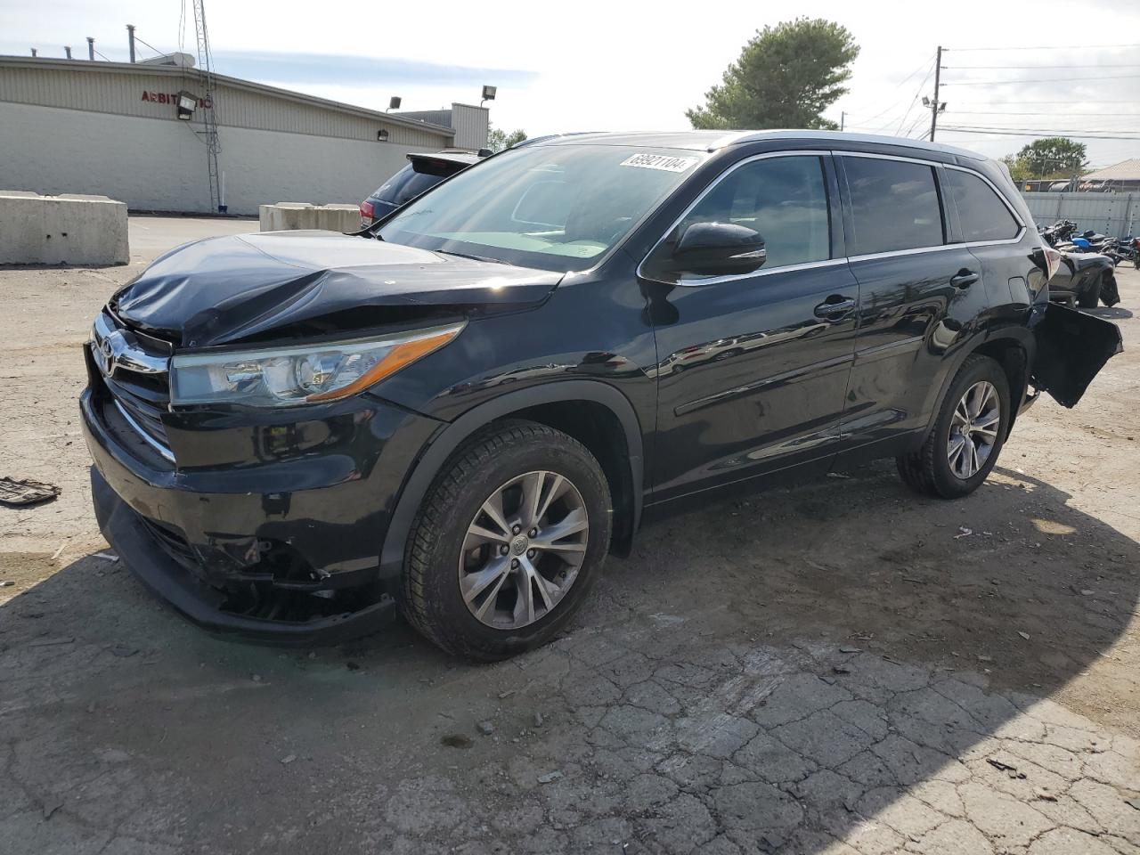 5TDJKRFH9FS117565 2015 TOYOTA HIGHLANDER - Image 1