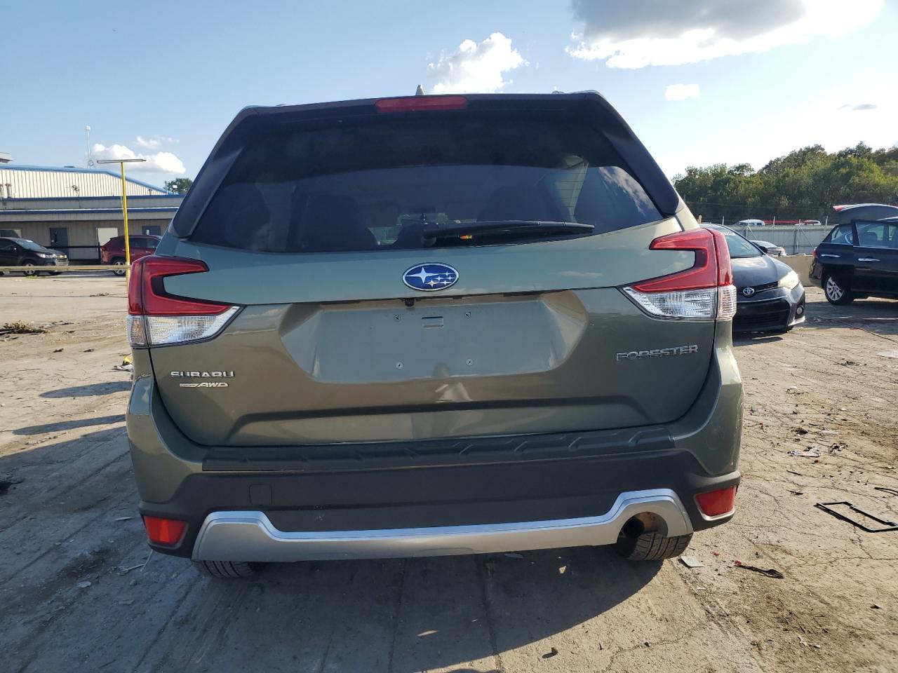 2019 Subaru Forester Premium VIN: JF2SKAGC8KH464037 Lot: 71814684