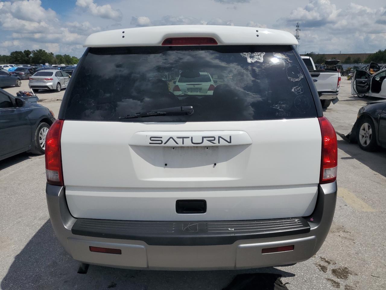 2002 Saturn Vue VIN: 5GZCZ63B22S828284 Lot: 71646024