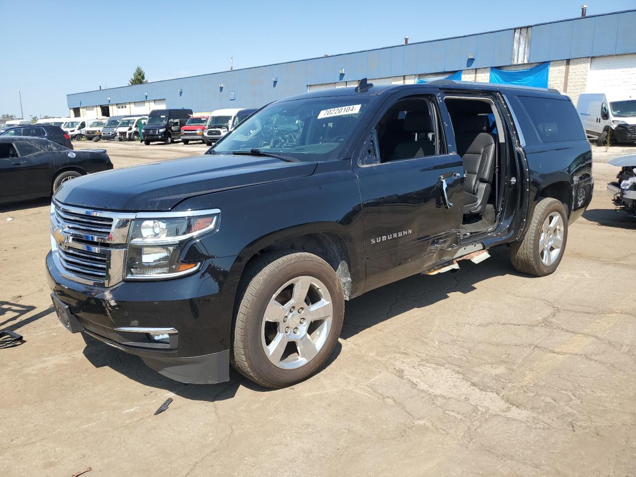 1GNSKJKC1HR176313 2017 CHEVROLET SUBURBAN - Image 1