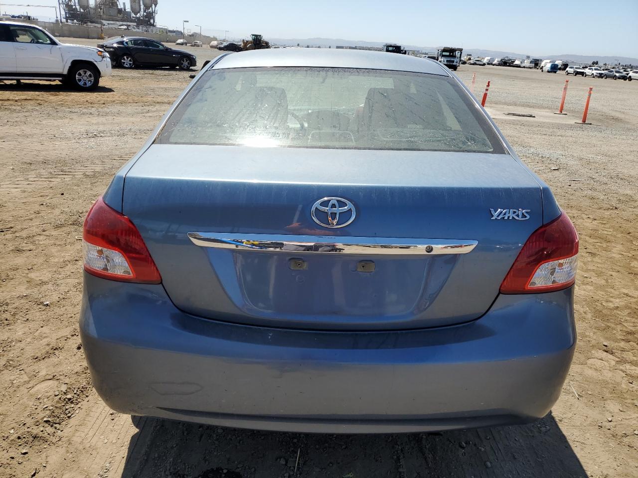 JTDBT4K31CL015186 2012 Toyota Yaris JTDBT4K31CL015186 2012 Toyota Yaris