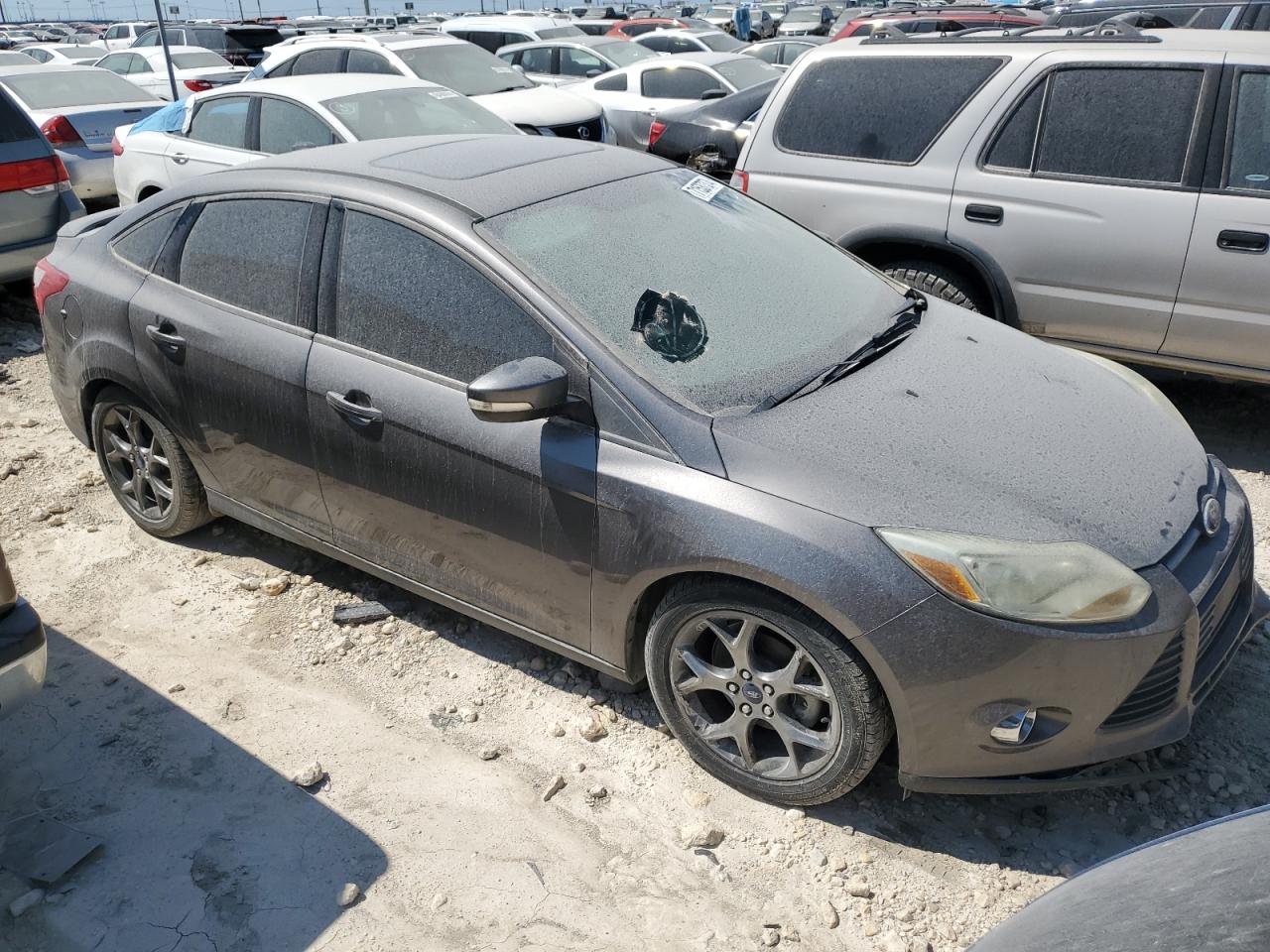 VIN 1FADP3F2XEL149874 2014 FORD FOCUS no.4