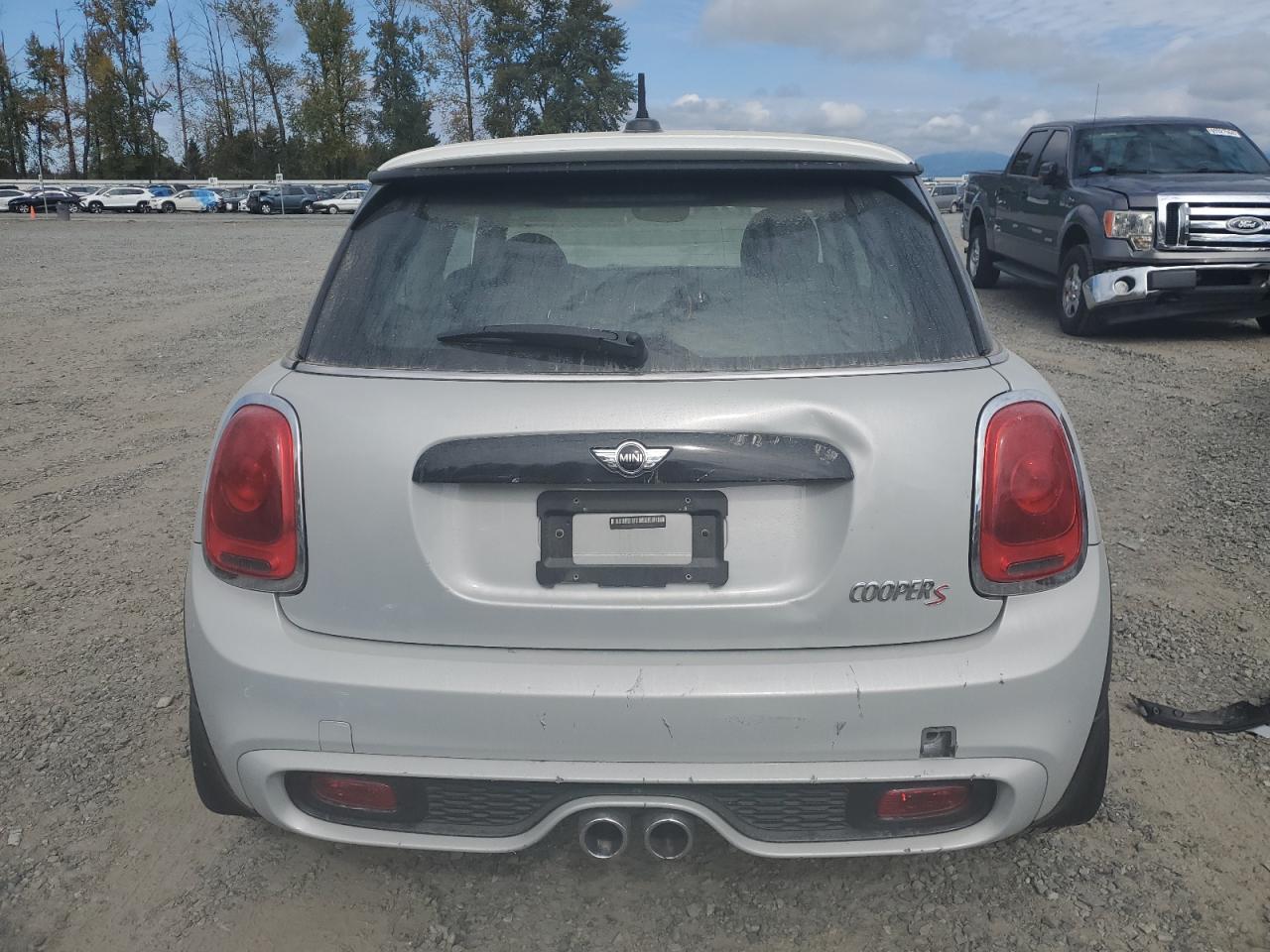 WMWXP7C5XG2C60821 2016 Mini Cooper S