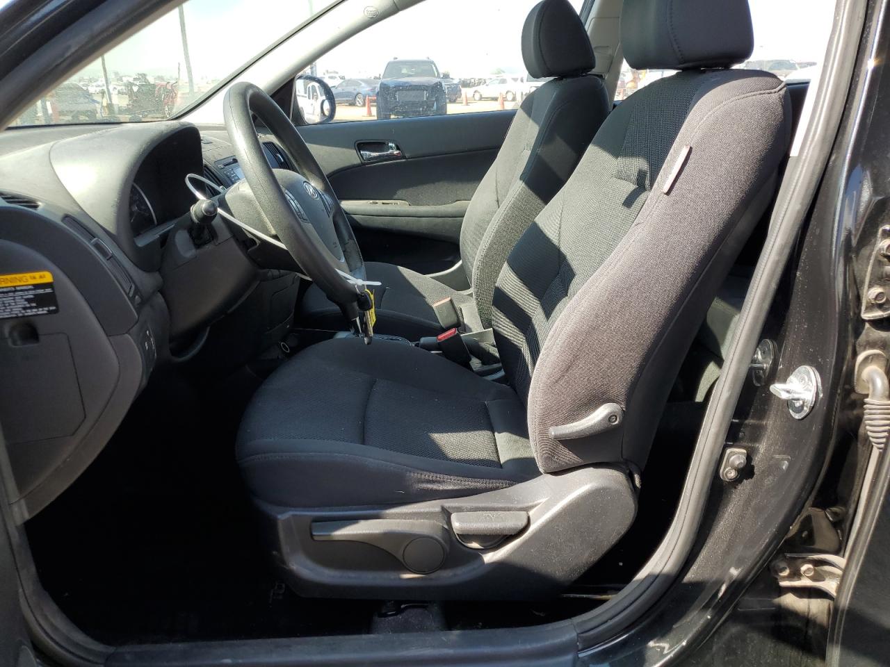 KMHDC8AE0AU058374 2010 Hyundai Elantra Touring Gls