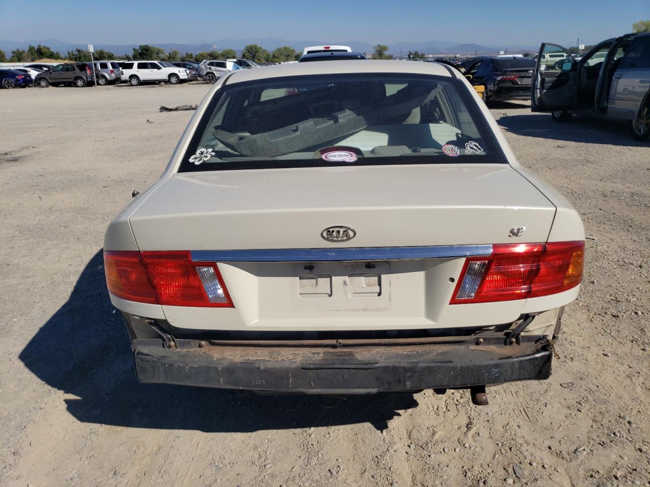 KNAGD126425164168 2002 Kia Optima Magentis