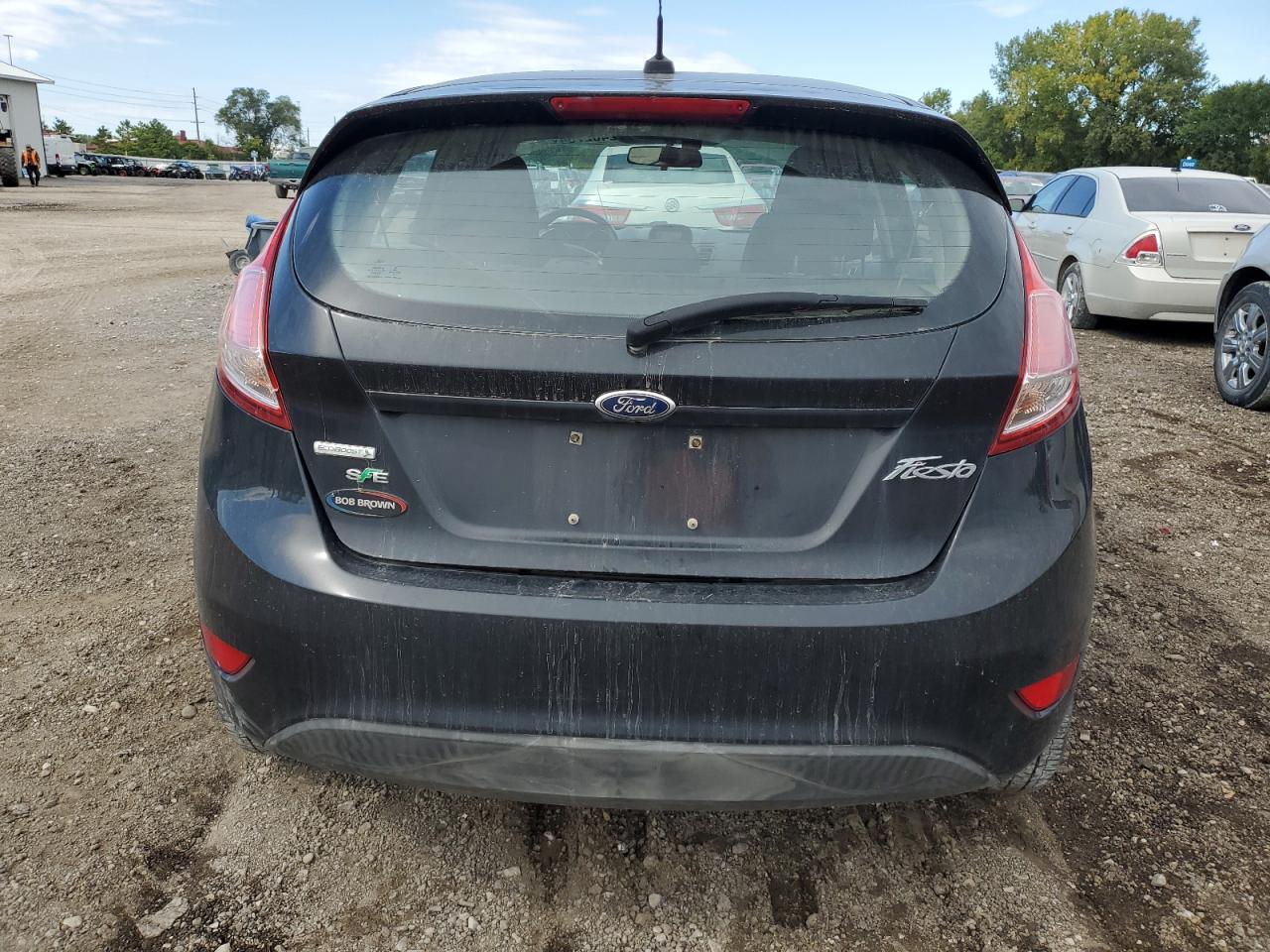 3FADP4EE8FM119175 2015 Ford Fiesta Se