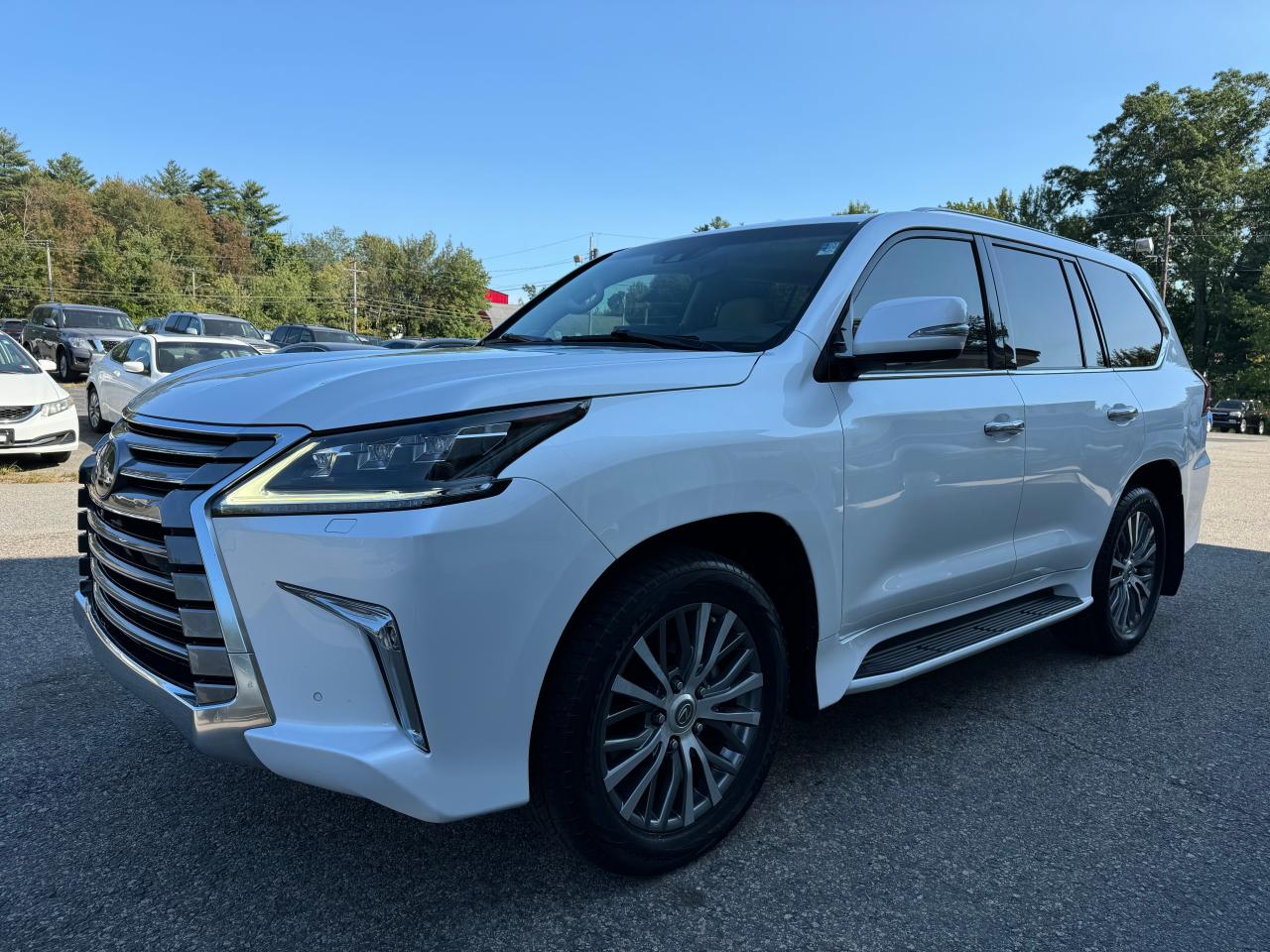 JTJHY7AX9J4261974 2018 LEXUS LX - Image 2