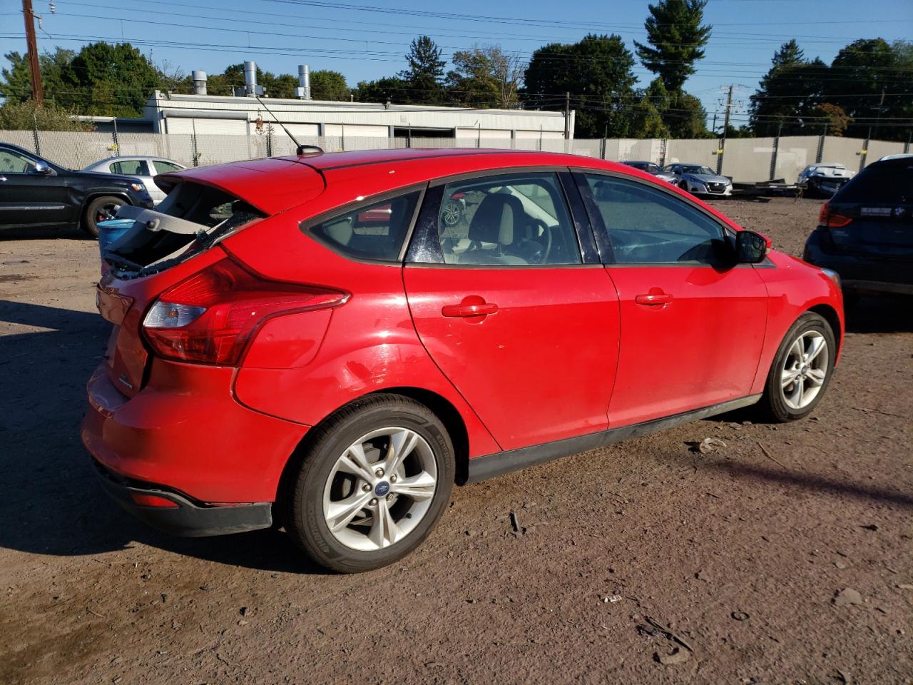 2013 Ford Focus Se VIN: 1FADP3K25DL323810 Lot: 70378904