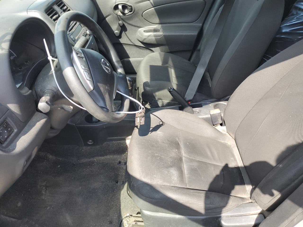 2017 Nissan Versa S VIN: 3N1CN7AP6HL864815 Lot: 73485344