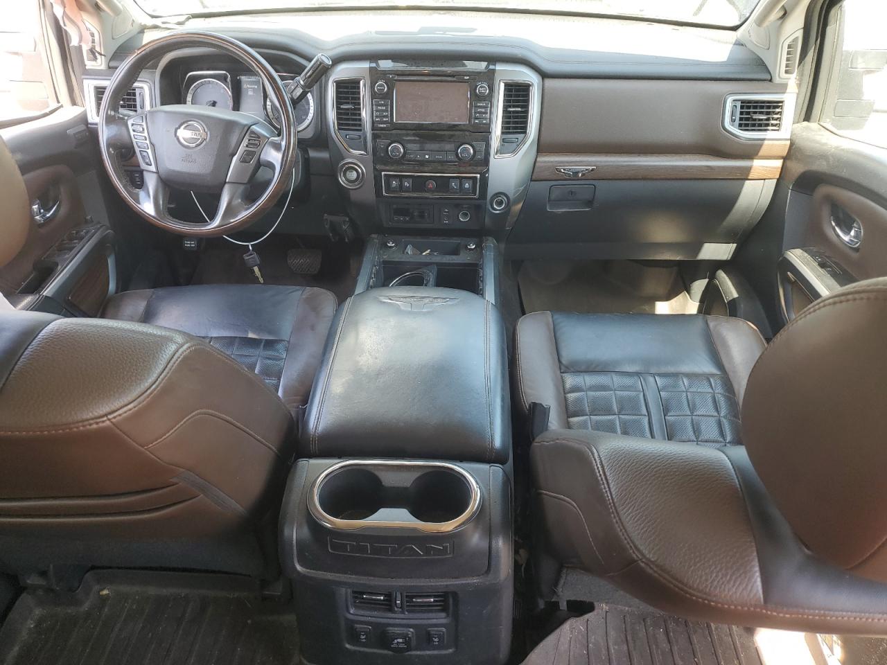 1N6BA1F22HN512228 2017 Nissan Titan Xd Sl