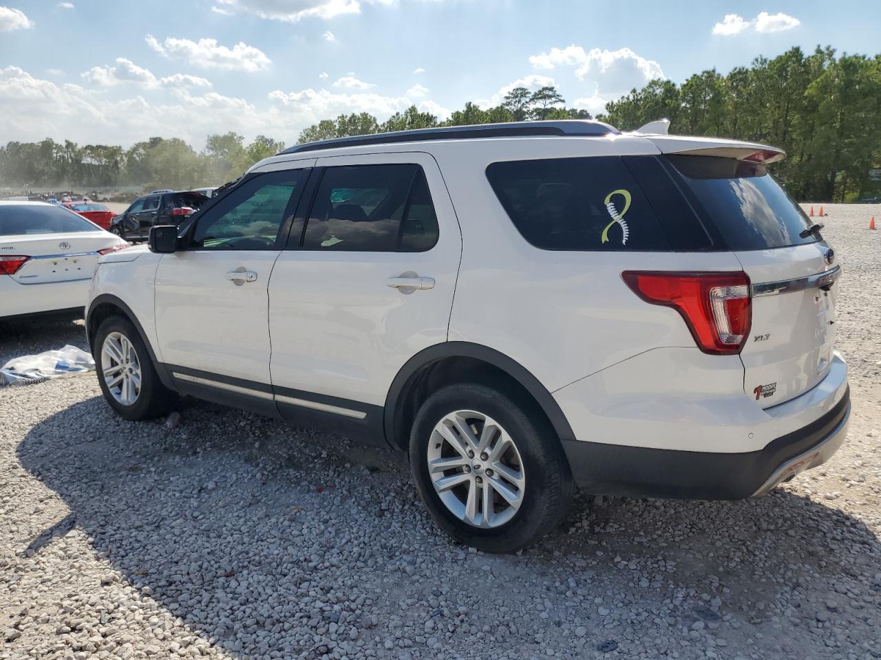 1FM5K7D82GGC03669 2016 FORD EXPLORER - Image 2
