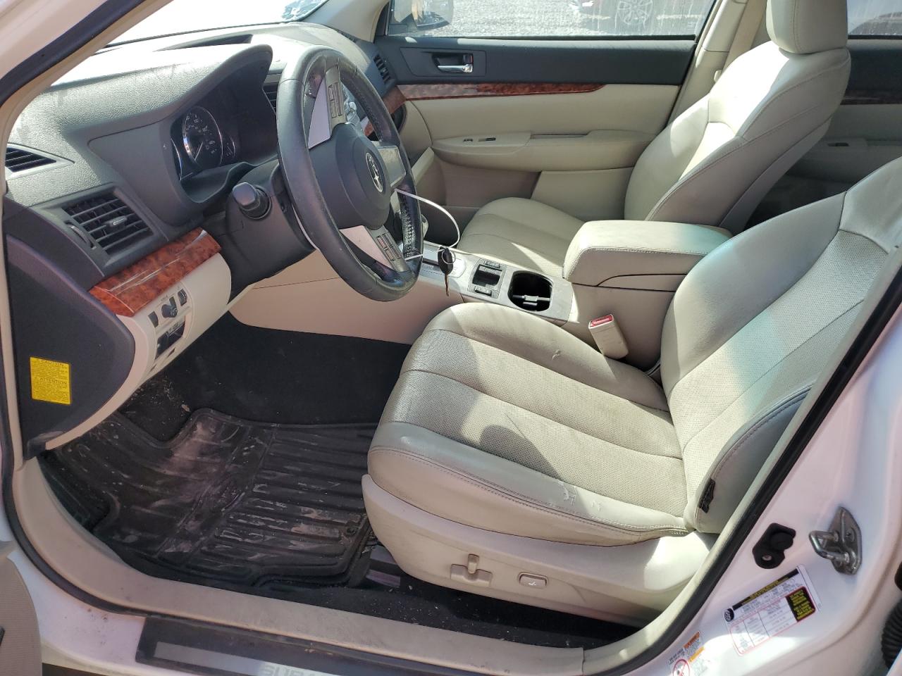 2011 Subaru Outback 2.5I Limited VIN: 4S4BRBKCXB3361086 Lot: 73646244