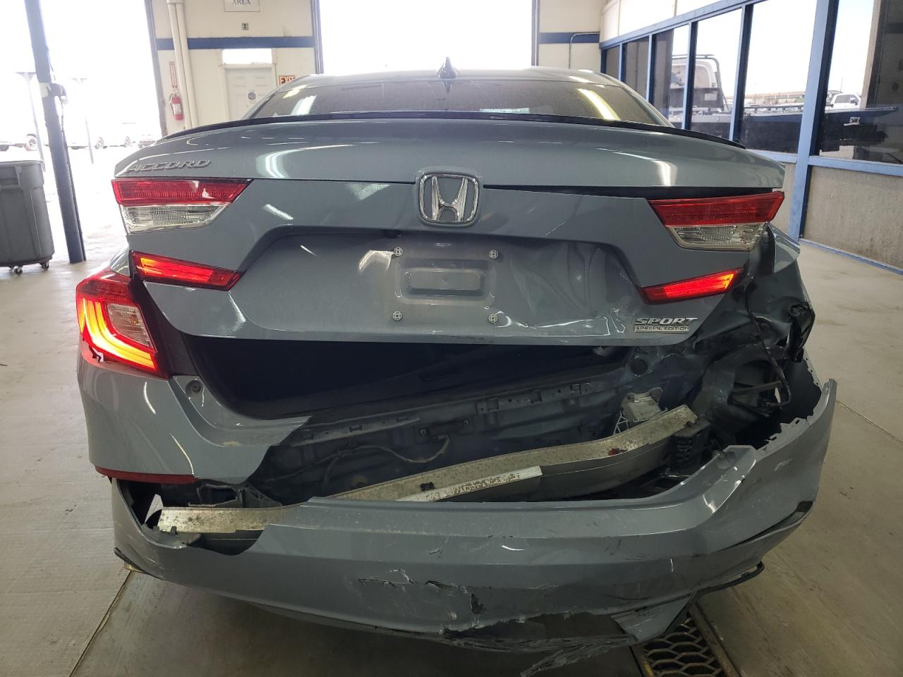 2021 Honda Accord VIN: 1HGCB1F4XNA118265 Lot: 71959374