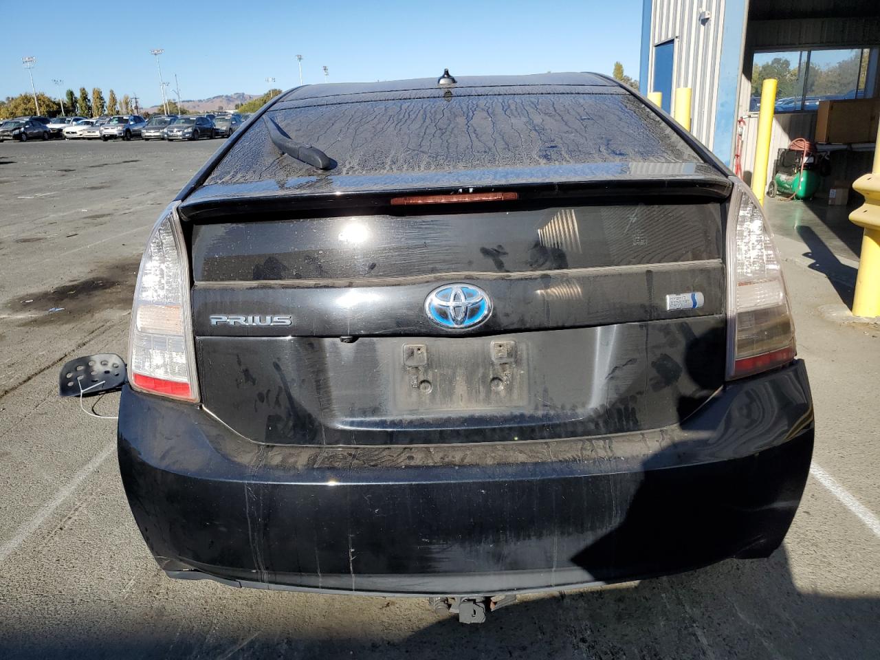 JTDKN3DU0B5323995 2011 Toyota Prius