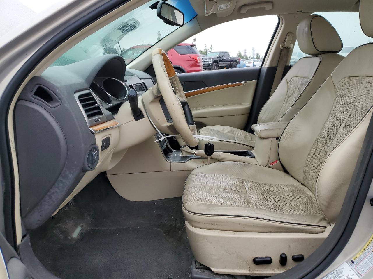 2010 Lincoln MKZ - Image 7