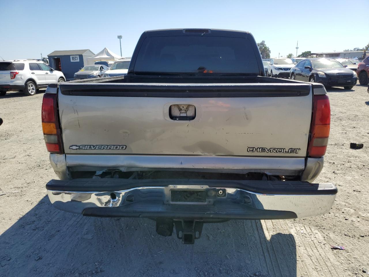 1GTGK13U52F205875 2002 GMC Sierra K1500 Heavy Duty