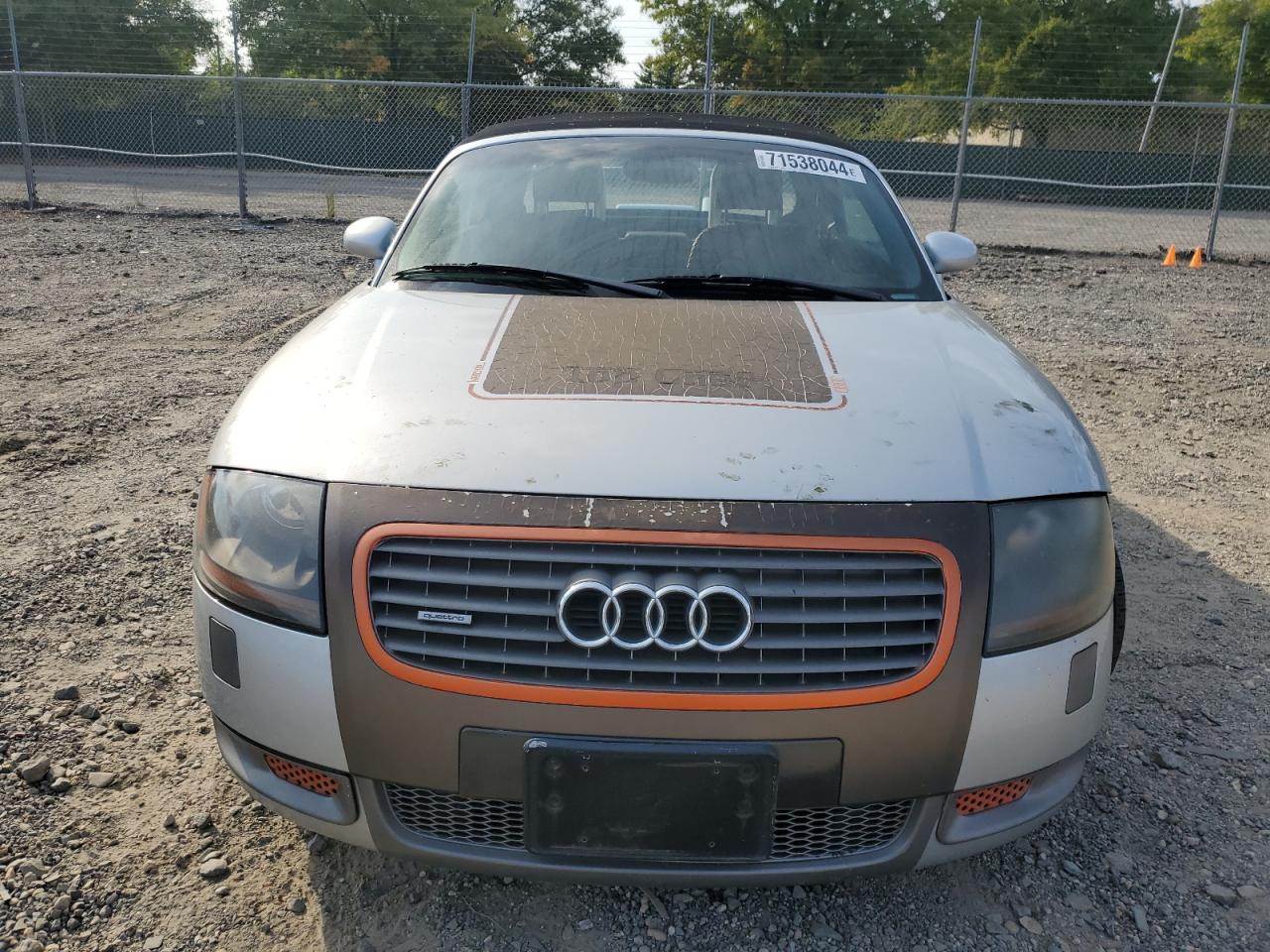 TRUUT28N921010372 2002 Audi Tt Quattro