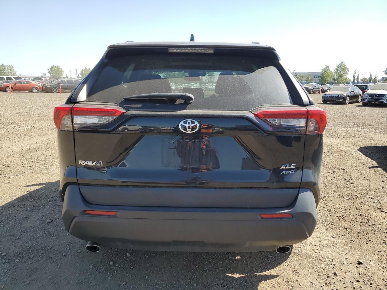 2020 Toyota Rav4 Xle VIN: 2T3R1RFV0LC063757 Lot: 68430334