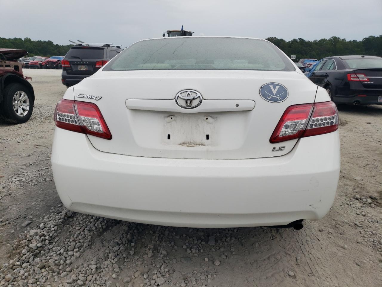 4T1BF3EK1BU602612 2011 Toyota Camry Base