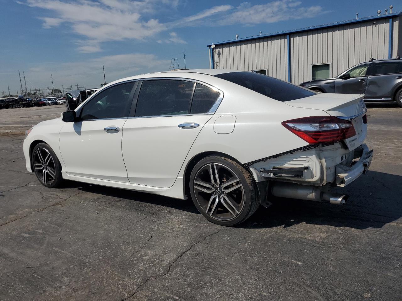 1HGCR2F67HA222679 2017 Honda Accord Sport