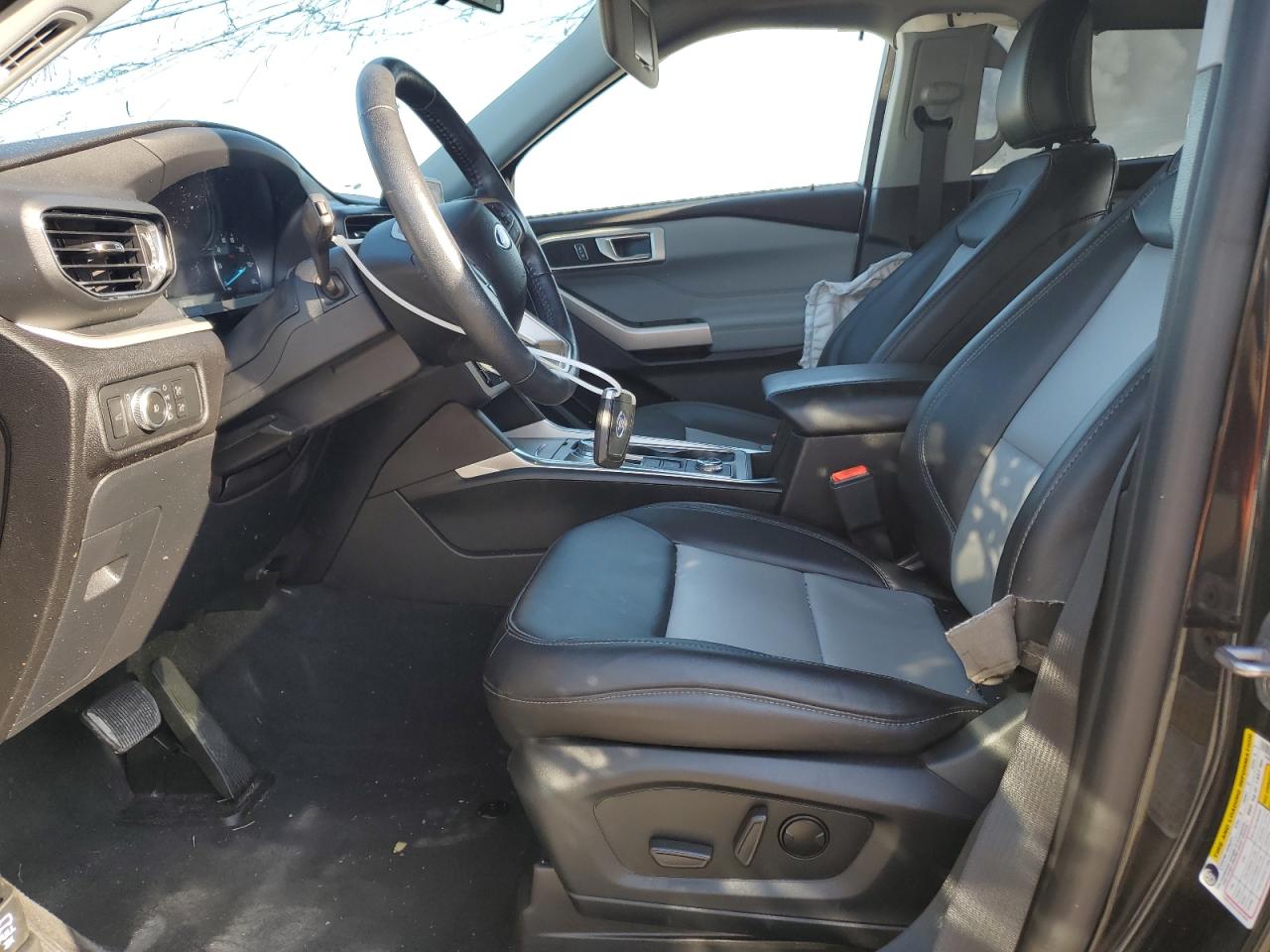 2022 Ford Explorer Xlt VIN: 1FMSK8DH0NGA97325 Lot: 72193724