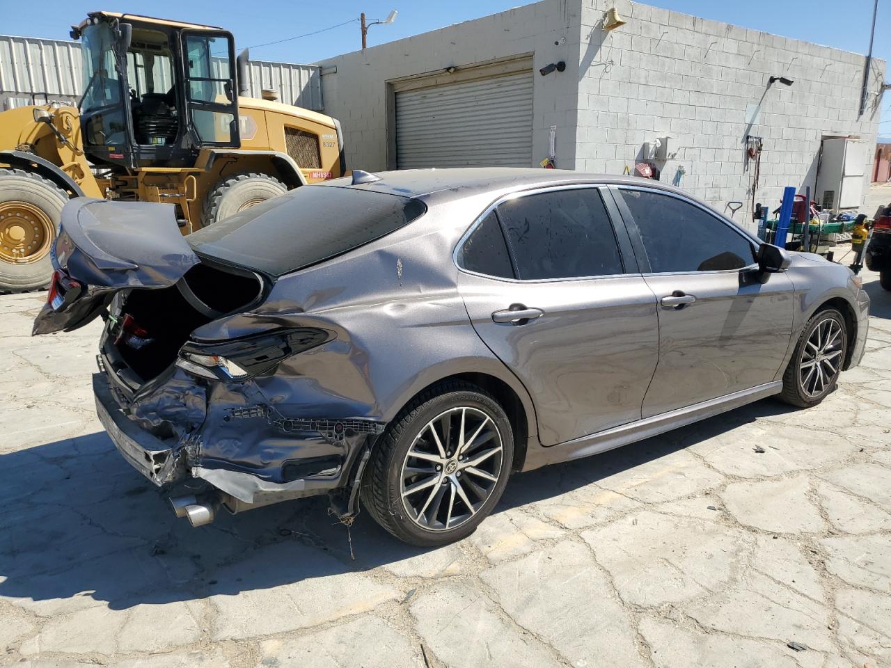 2022 Toyota Camry - Image 3