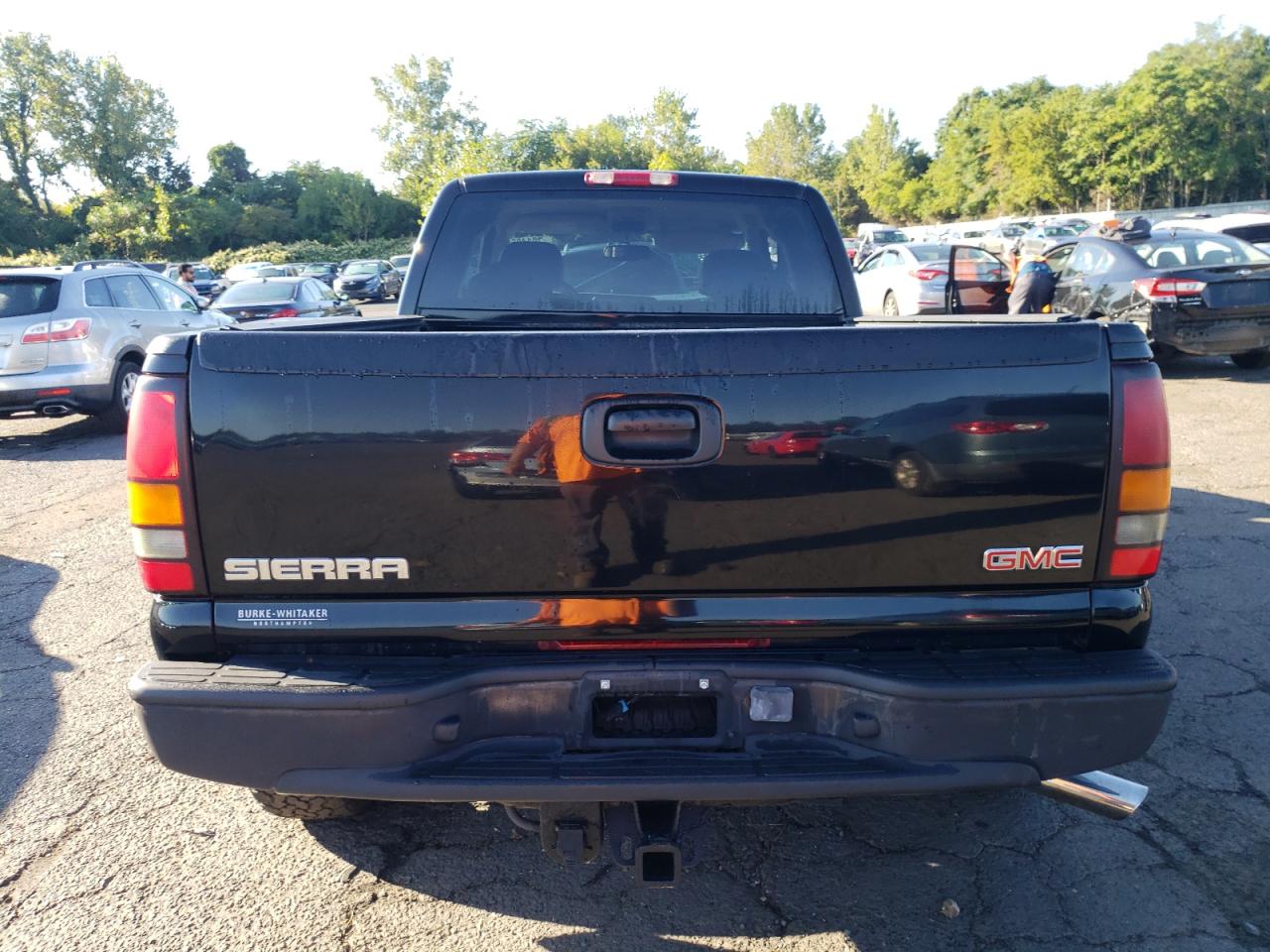 2GTFK69UX41354728 2004 GMC Sierra K1500 Denali