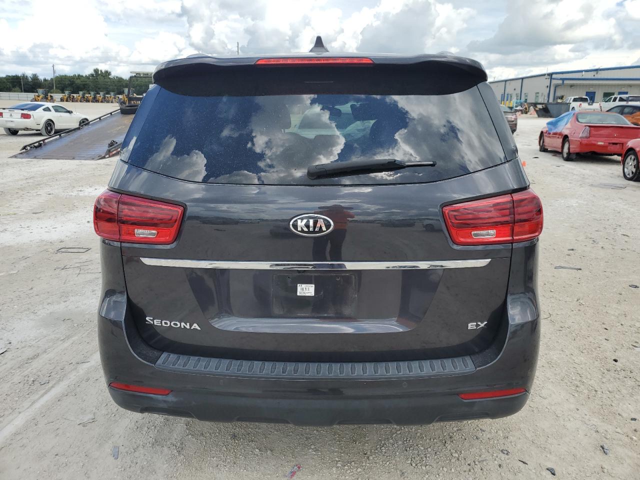 2019 Kia Sedona Lx VIN: KNDMB5C13K6510839 Lot: 71159274