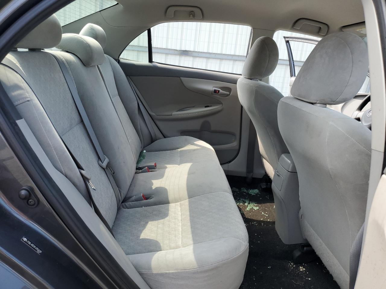 2009 Toyota Corolla - Image 11