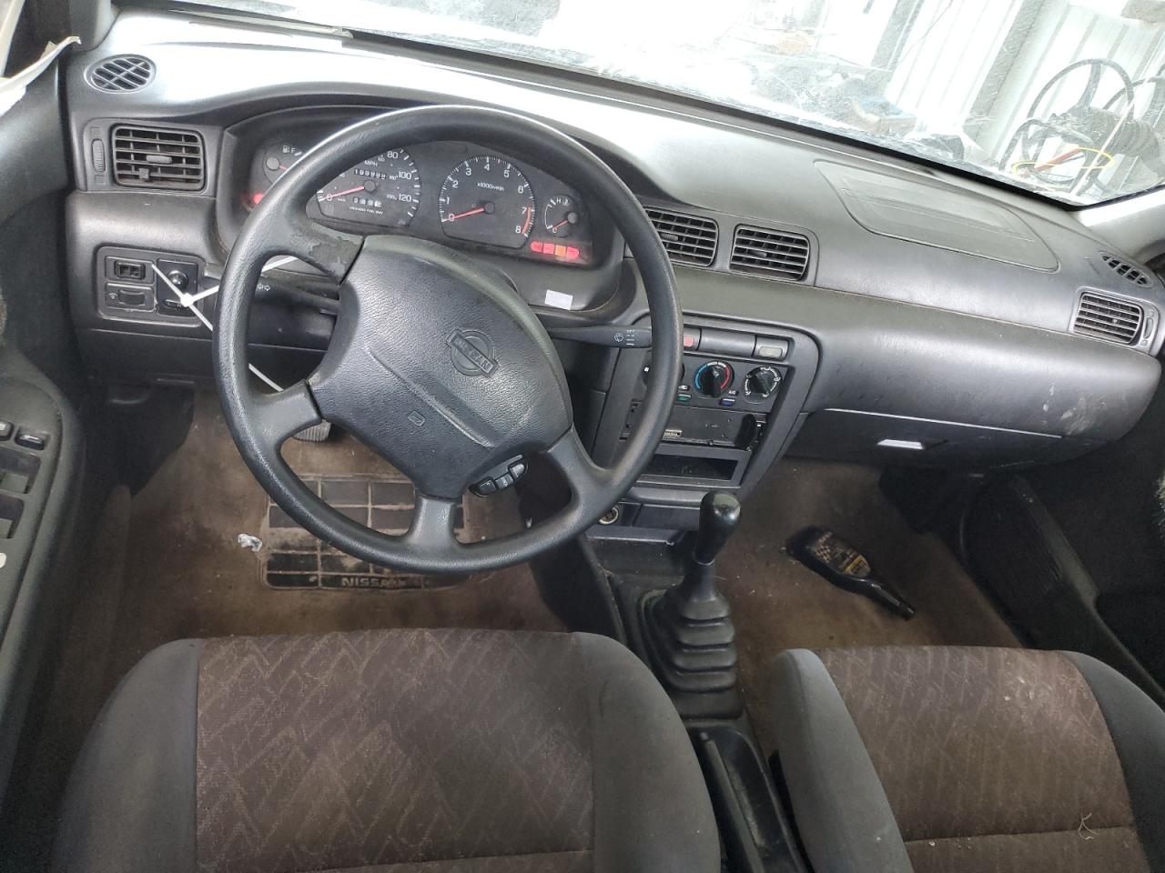 3N1AB41DXXL110870 1999 Nissan Sentra Base