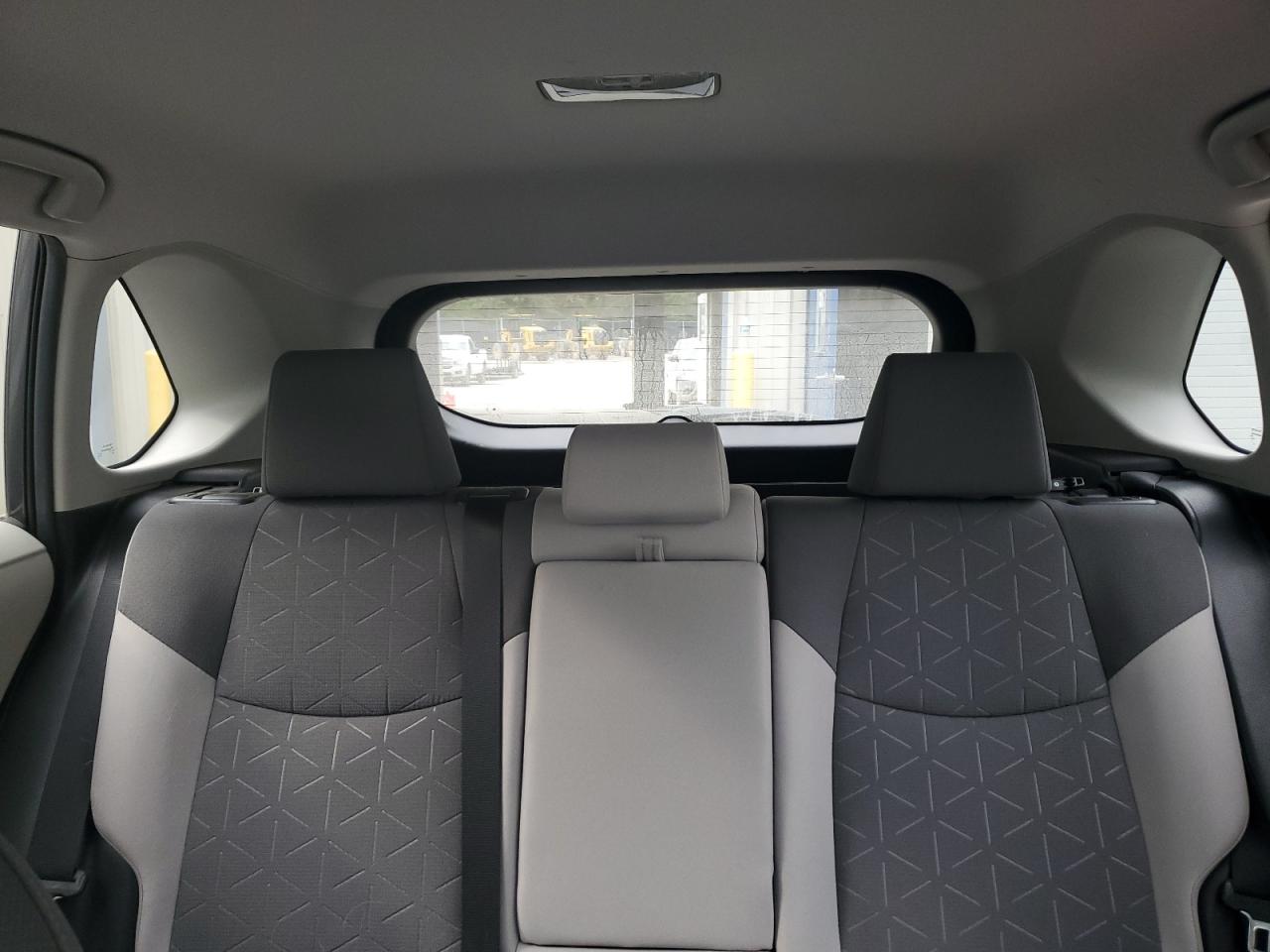 2020 Toyota RAV 4 - Image 10