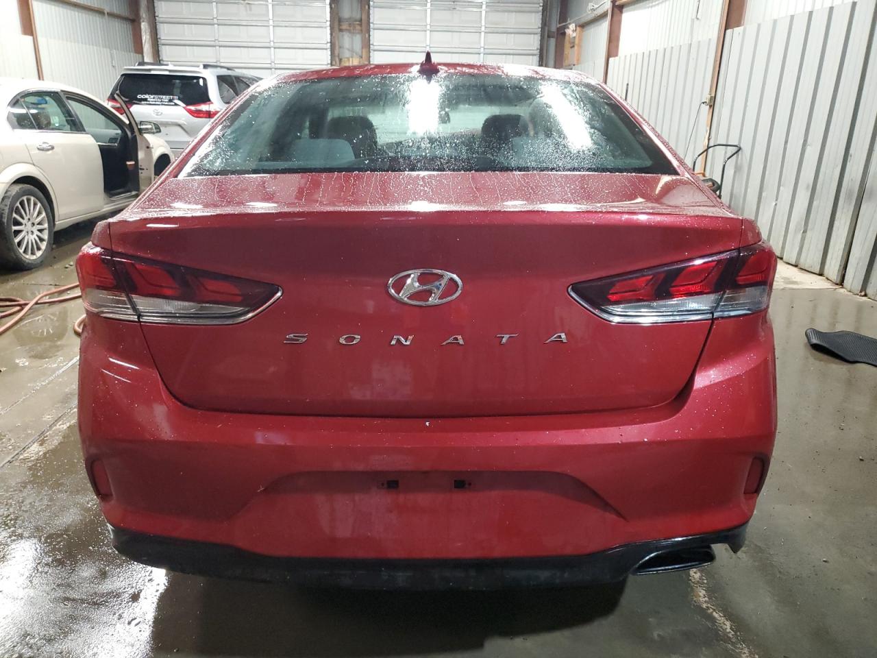 2018 Hyundai Sonata Sport VIN: 5NPE34AF5JH610651 Lot: 73251474