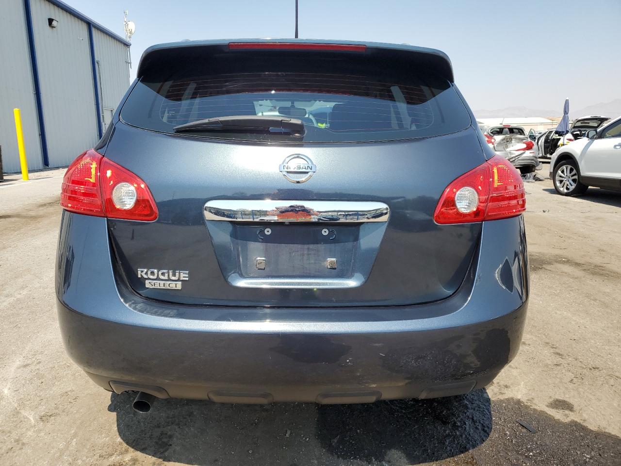 2015 Nissan Rogue Select S VIN: JN8AS5MT5FW673778 Lot: 70310224