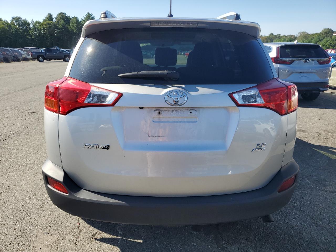 2015 Toyota Rav4 Le VIN: JTMBFREV6FD145271 Lot: 68672684