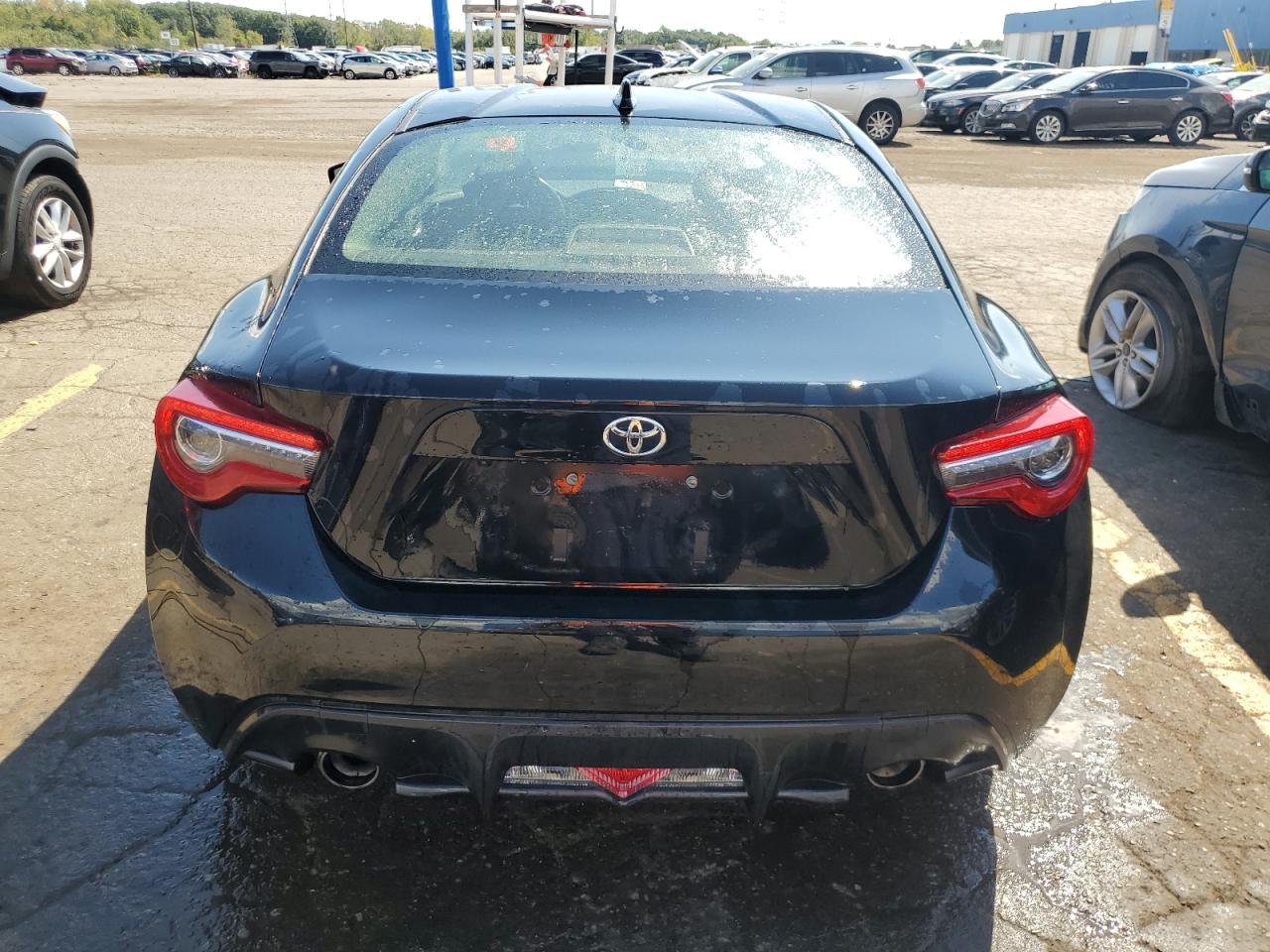 JF1ZNAA11H8709870 2017 Toyota 86 Base