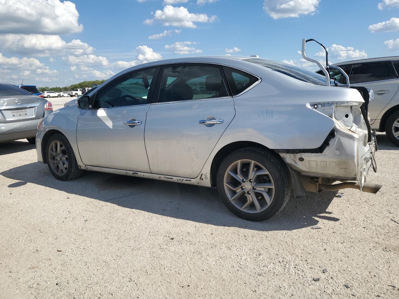 2015 Nissan Sentra - Image 2