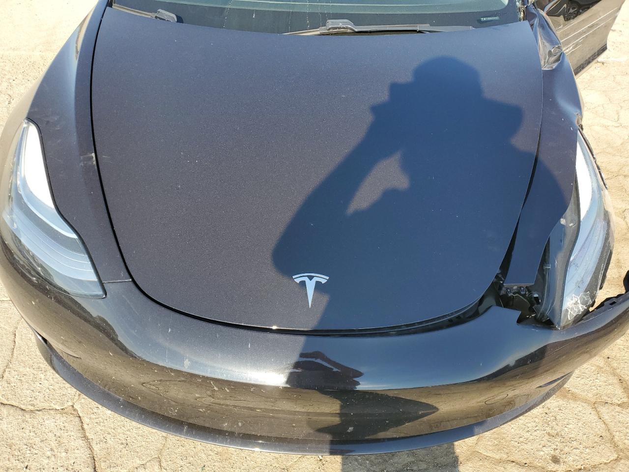 5YJ3E1EB6JF069728 2018 Tesla Model 3