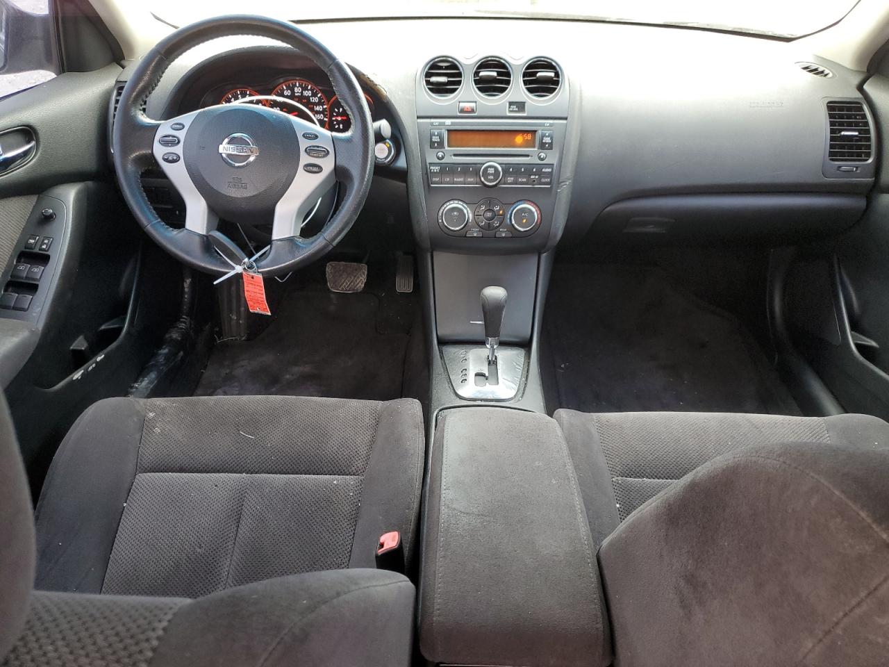2009 Nissan Altima - Image 8