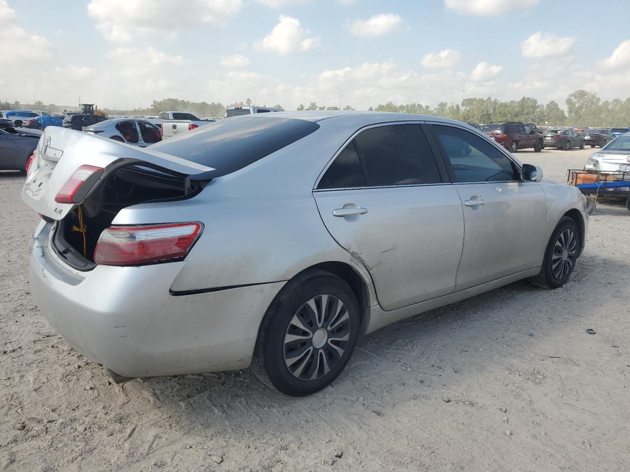 2008 Toyota Camry Le VIN: 4T1BK46K88U567785 Lot: 72054394